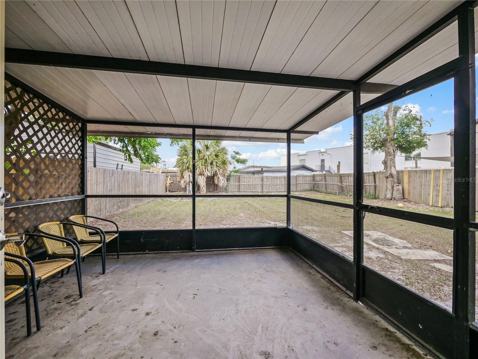 Image 24 of 27 For 4947 Palm Avenue