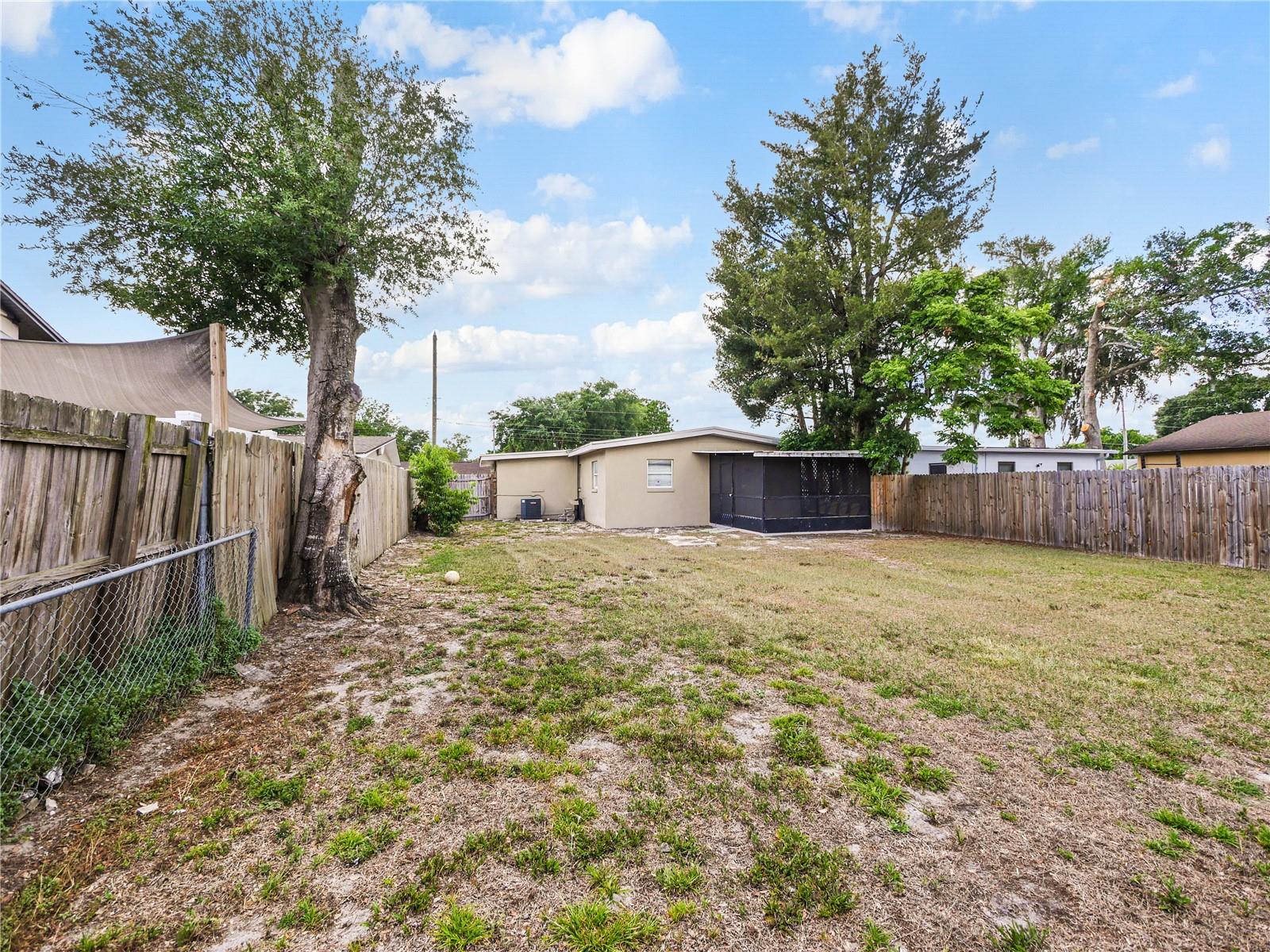 Image 26 of 27 For 4947 Palm Avenue