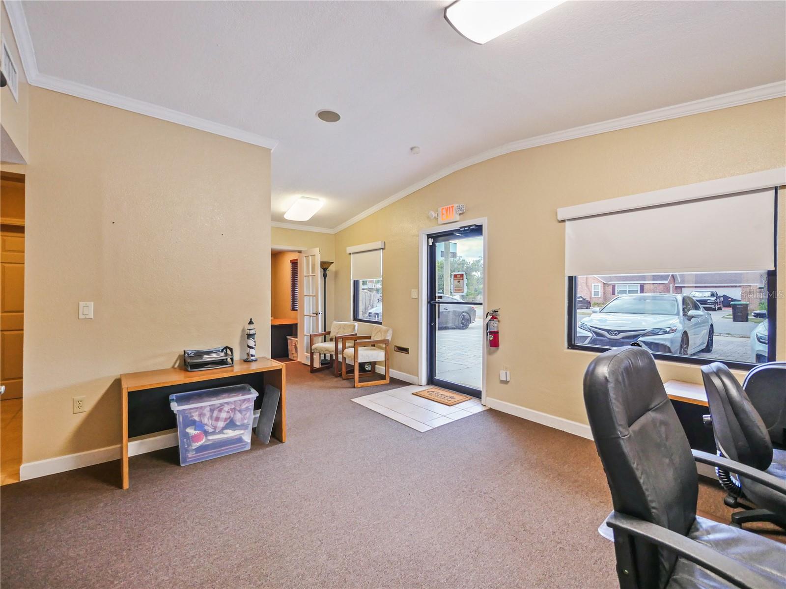 Image 4 of 27 For 4947 Palm Avenue