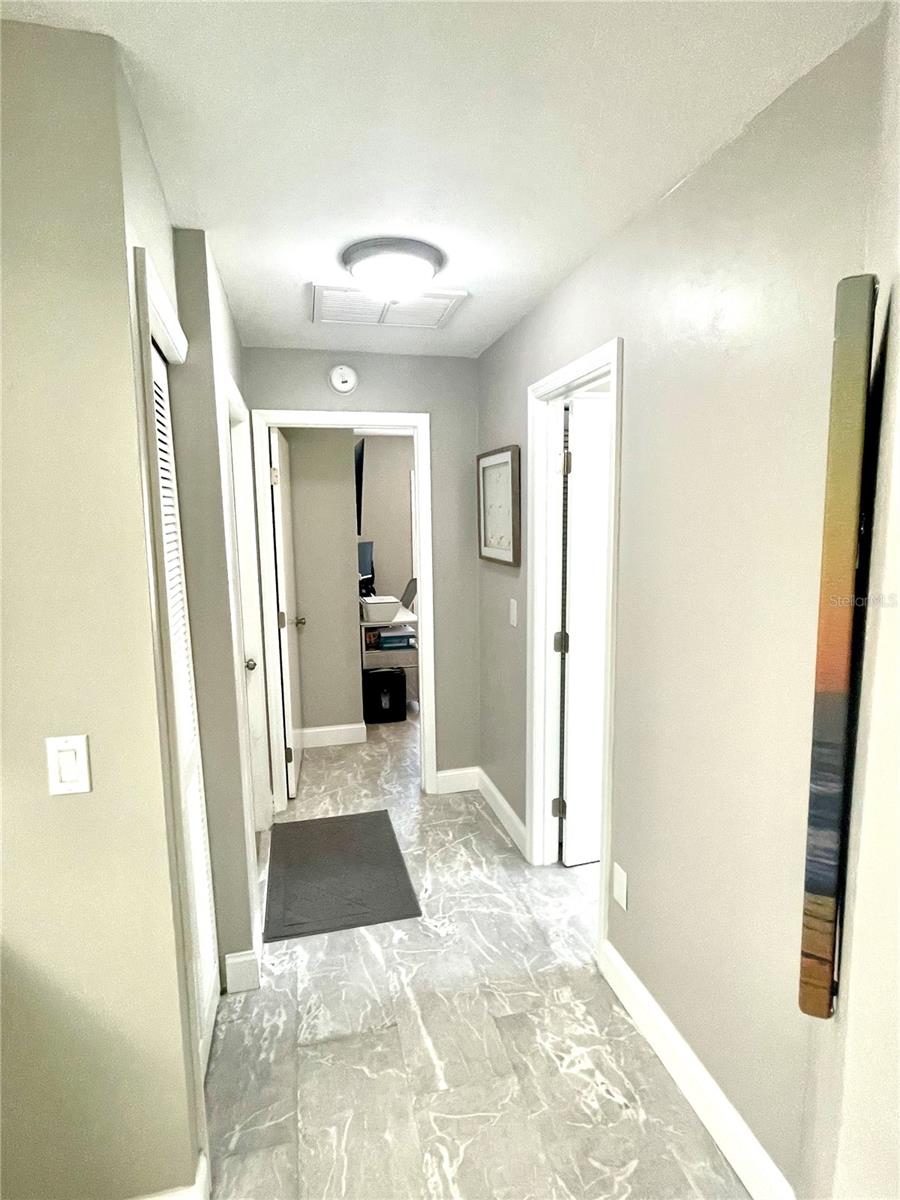 Image 33 of 74 For 4552 Rockledge Lane