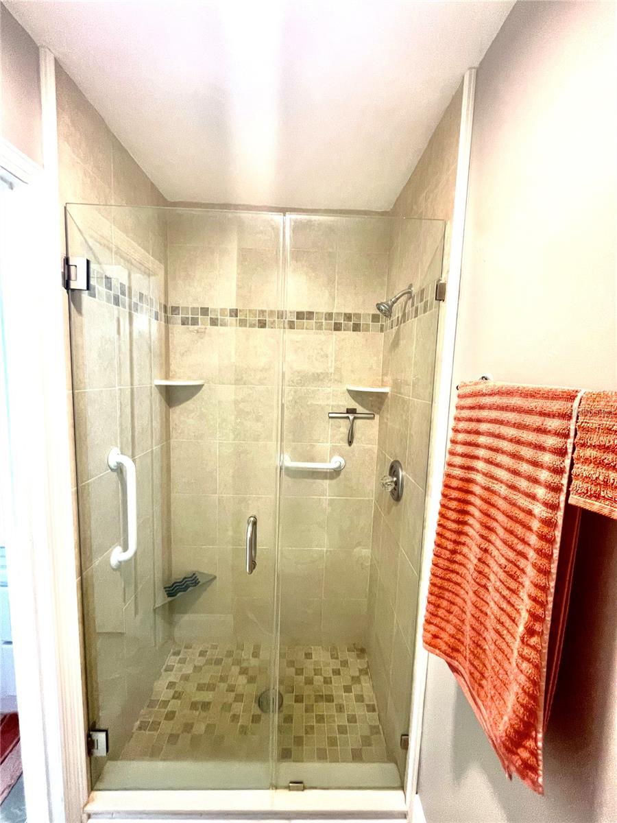 Image 50 of 74 For 4552 Rockledge Lane