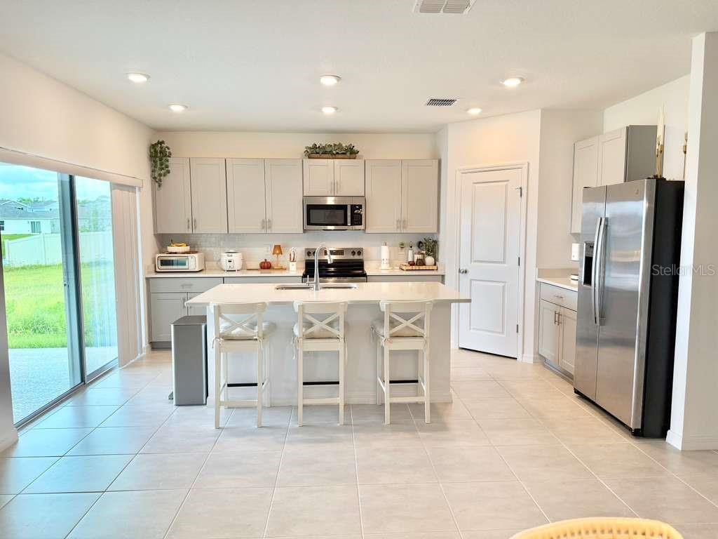 Image 4 of 18 For 4773 Yellow Elder Way