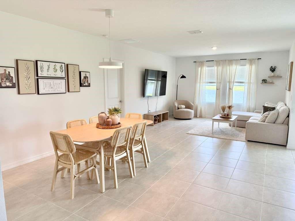 Image 6 of 18 For 4773 Yellow Elder Way