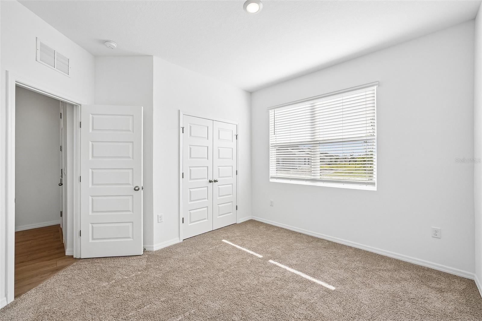 Image 43 of 53 For 4668 Barberry Avenue