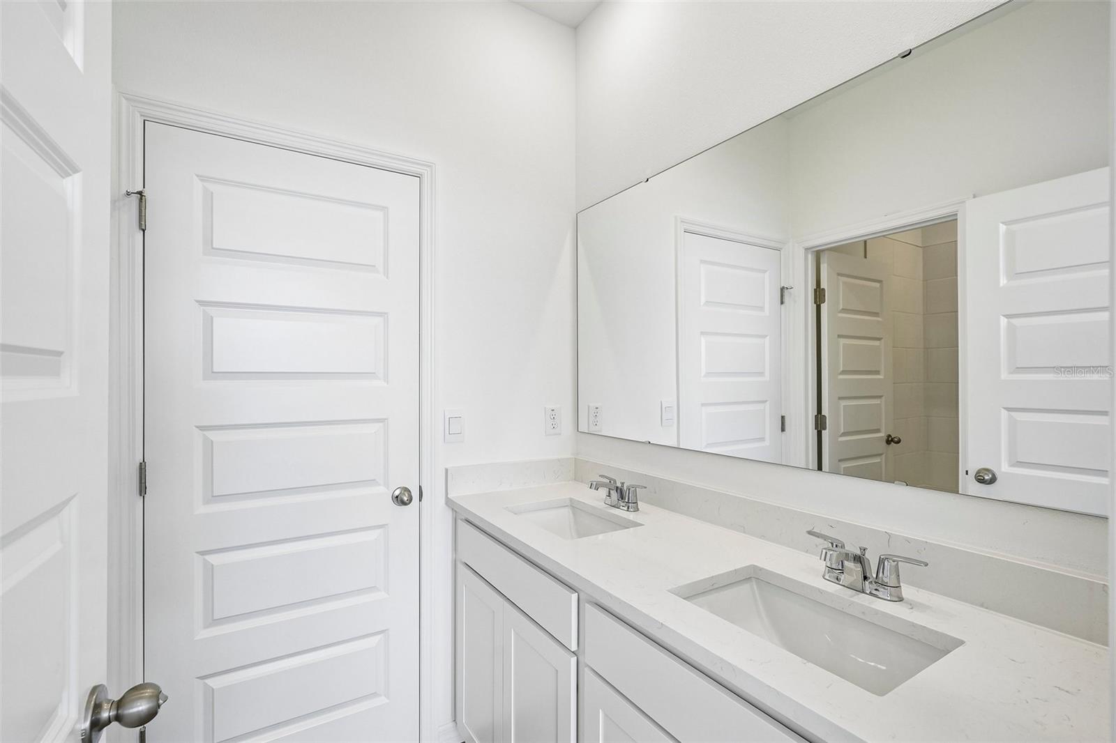 Image 47 of 53 For 4668 Barberry Avenue
