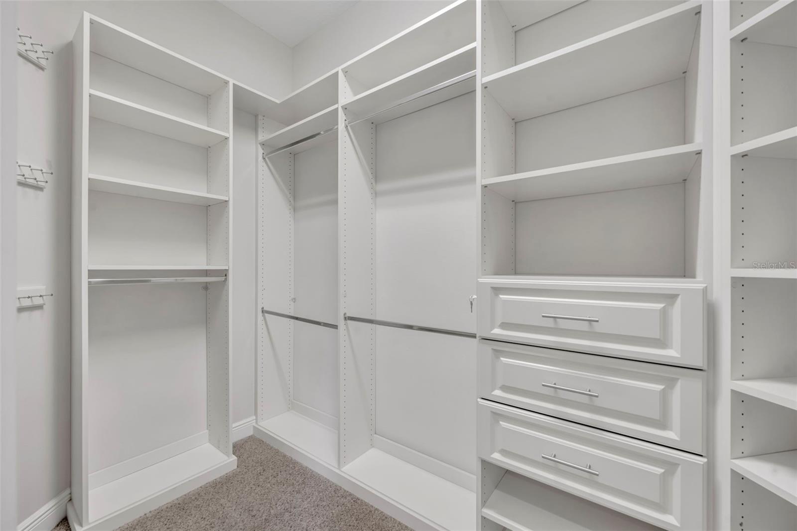 Image 23 of 55 For 1813 Harland Park Drive
