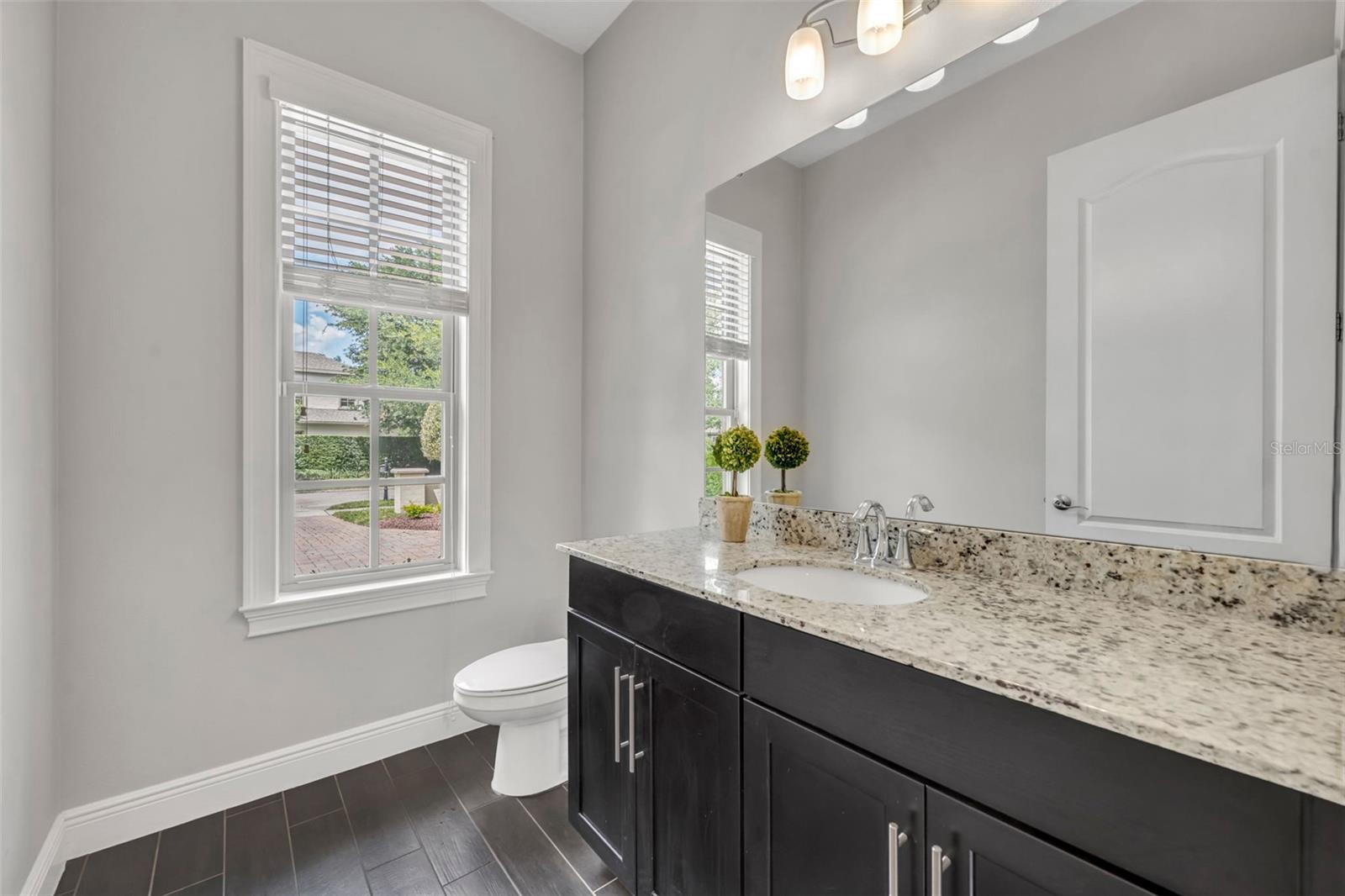 Image 26 of 55 For 1813 Harland Park Drive