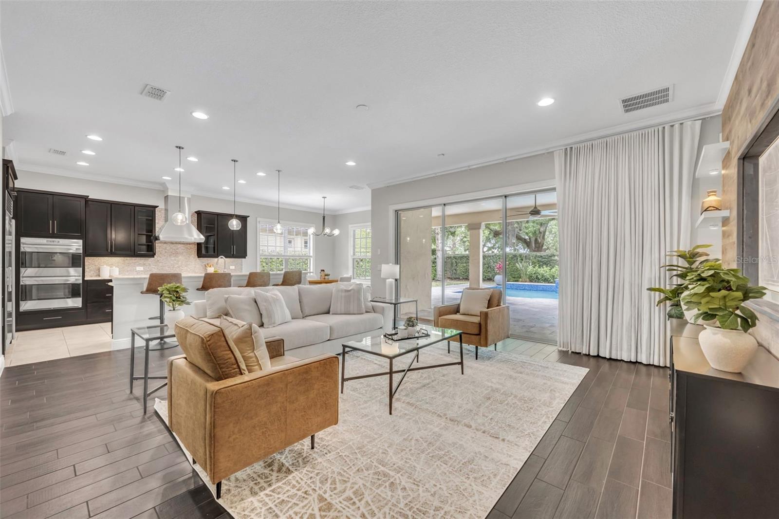 Image 5 of 55 For 1813 Harland Park Drive