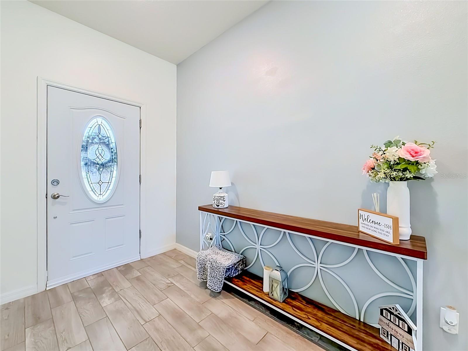 Image 4 of 81 For 2323 Nuthatch Street