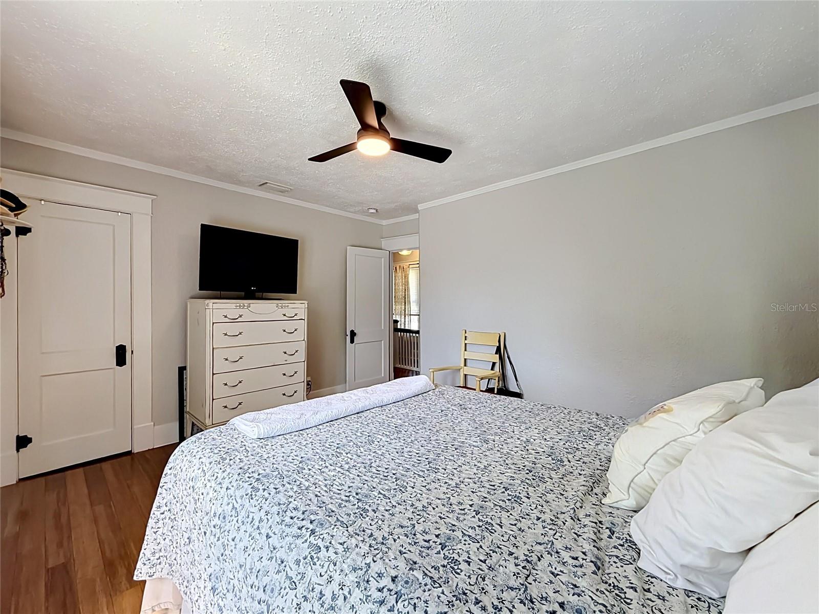 Image 24 of 40 For 701 14th Street N