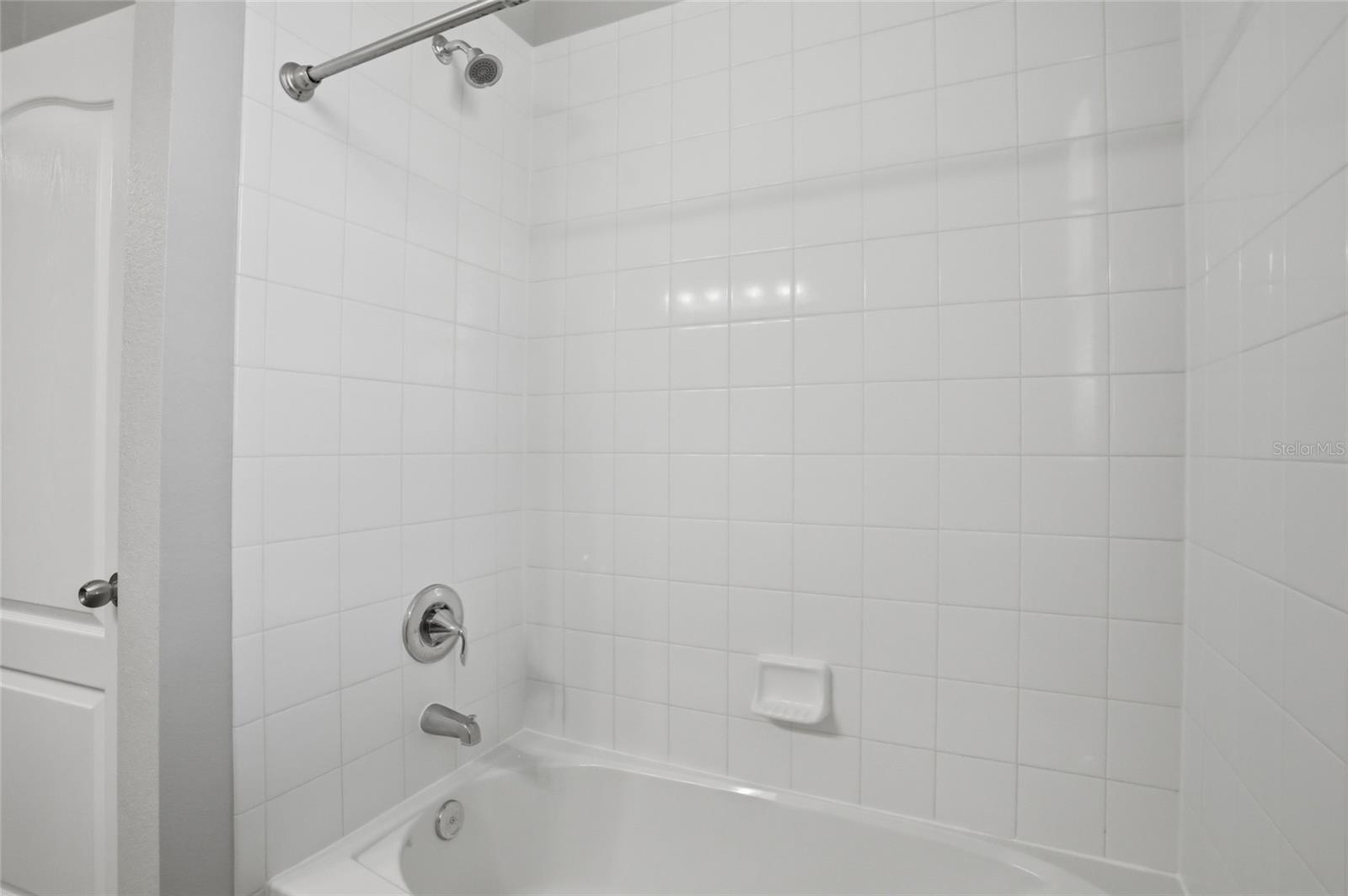 Listing photo id 27 for 2048 Prairie Sage Lane