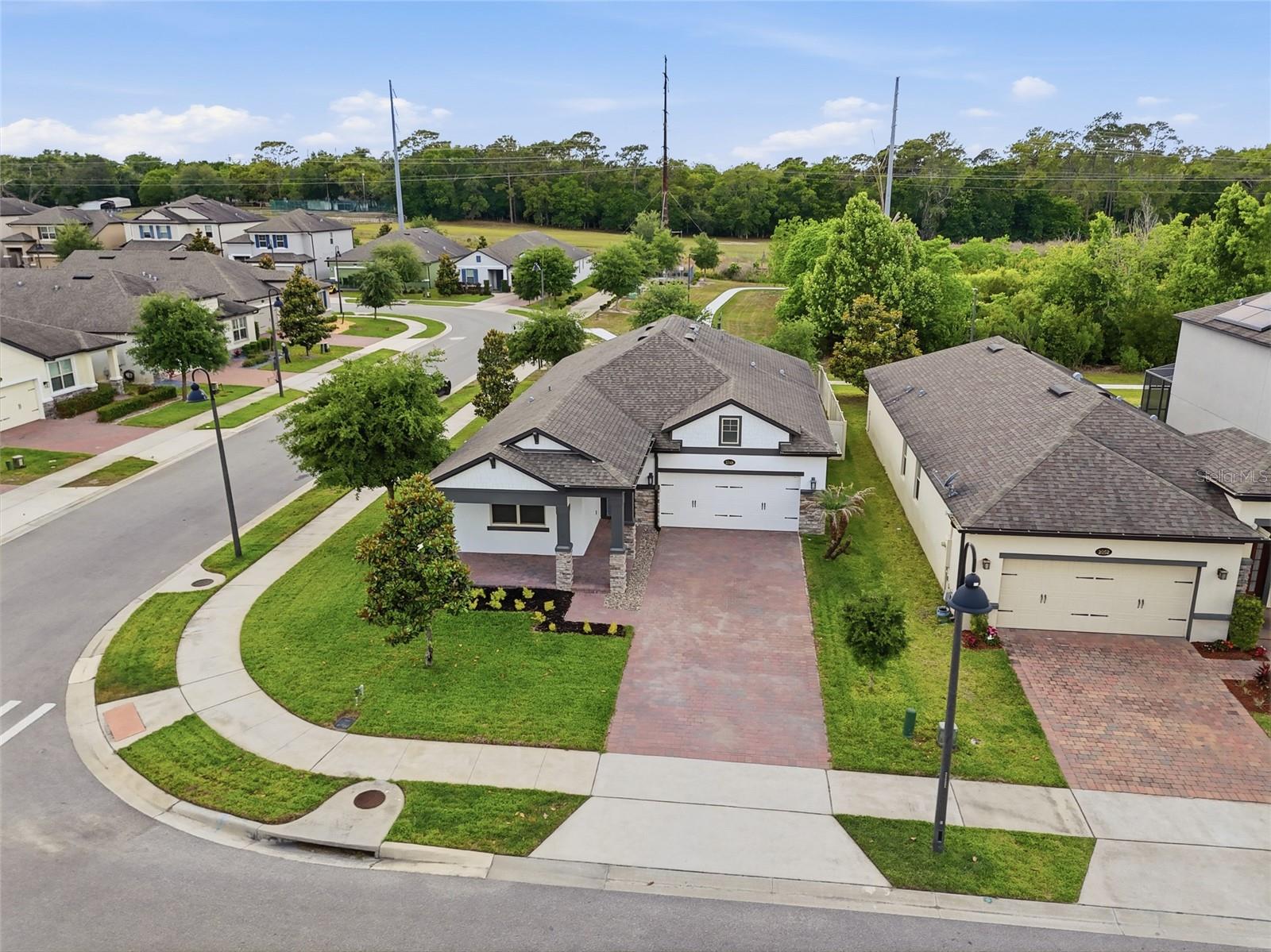 Listing photo id 47 for 2048 Prairie Sage Lane