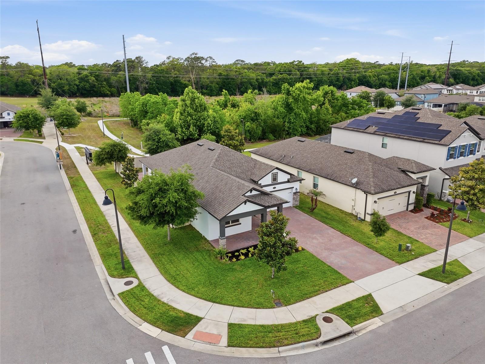 Listing photo id 49 for 2048 Prairie Sage Lane
