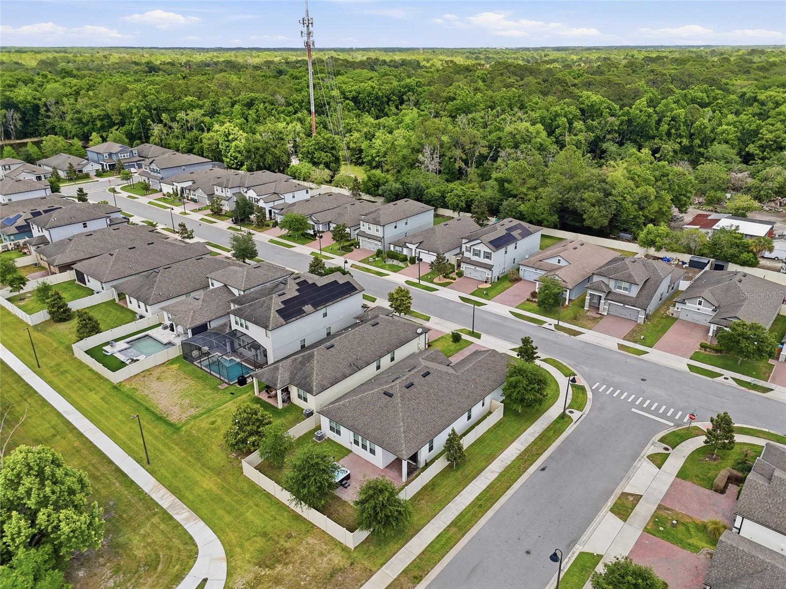 Listing photo id 51 for 2048 Prairie Sage Lane
