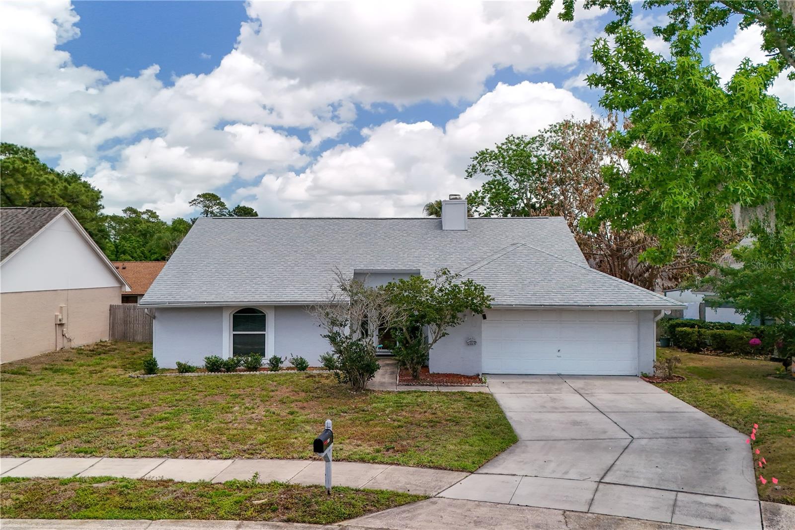 Listing photo id 9 for 1049 Neely Street