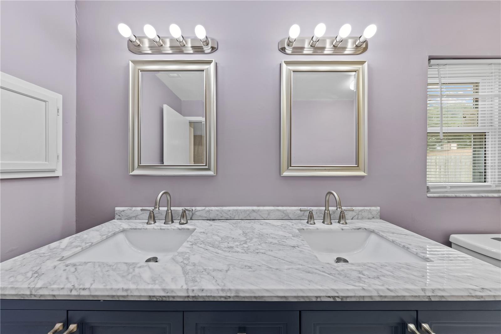 Listing photo id 64 for 1049 Neely Street