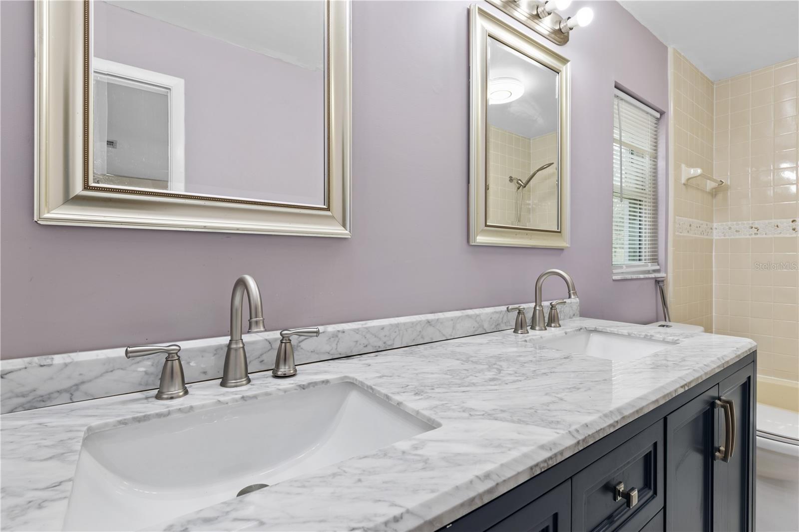 Listing photo id 65 for 1049 Neely Street