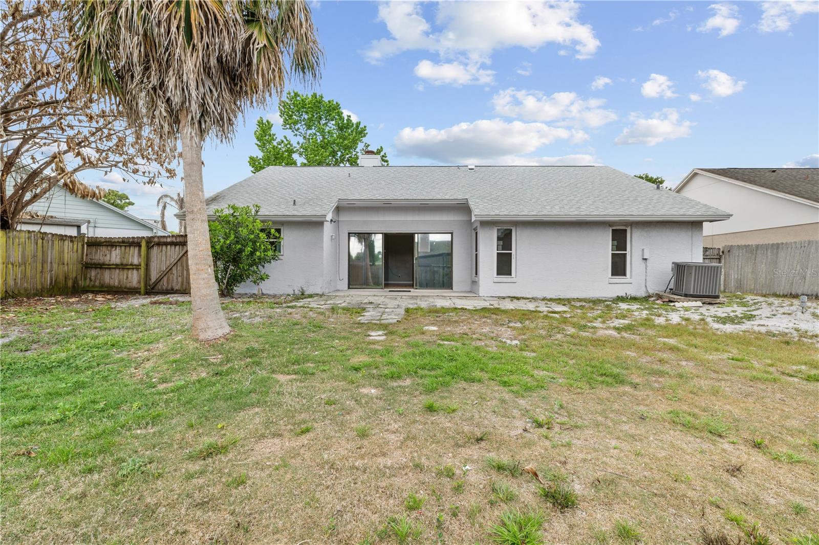 Listing photo id 71 for 1049 Neely Street