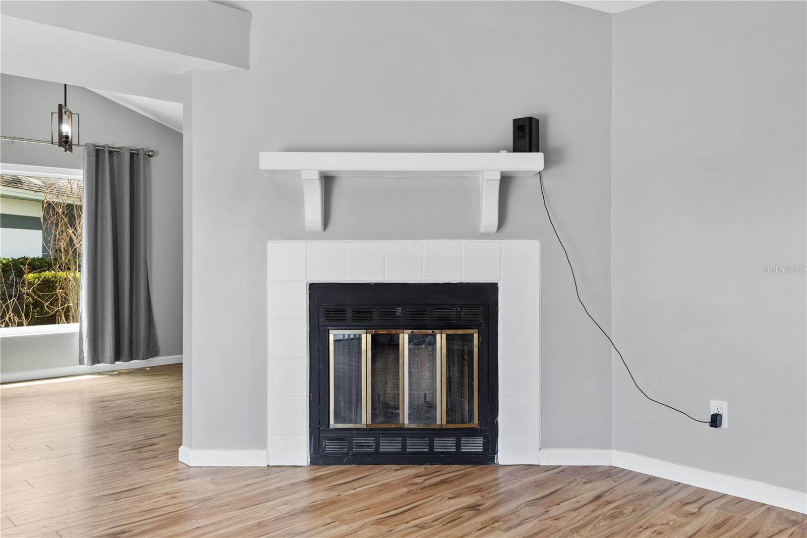 Listing photo id 78 for 1049 Neely Street