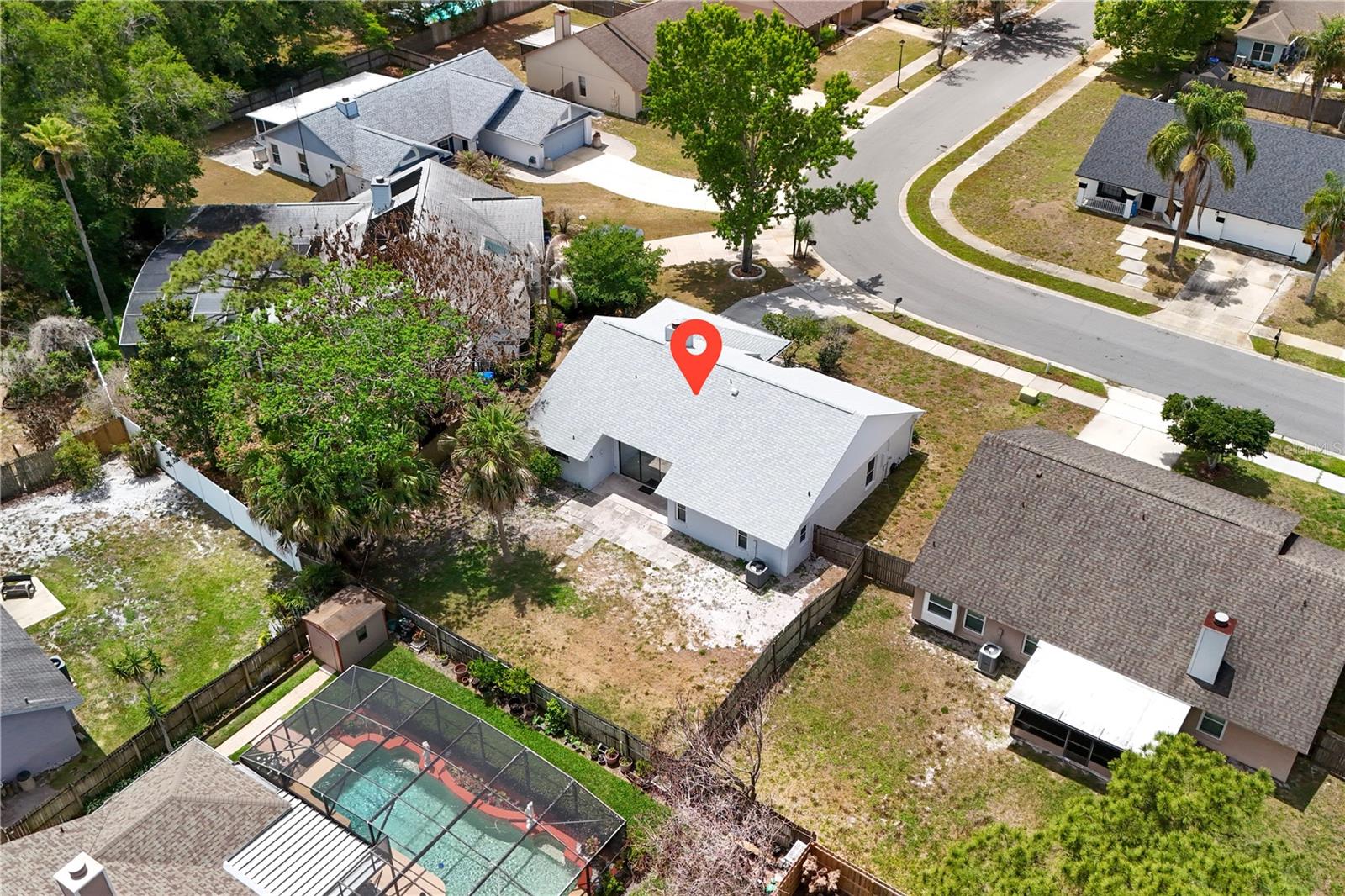 Listing photo id 86 for 1049 Neely Street