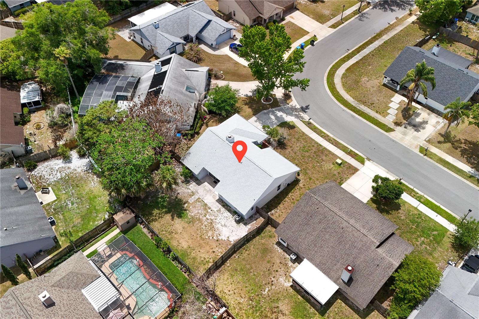 Listing photo id 87 for 1049 Neely Street
