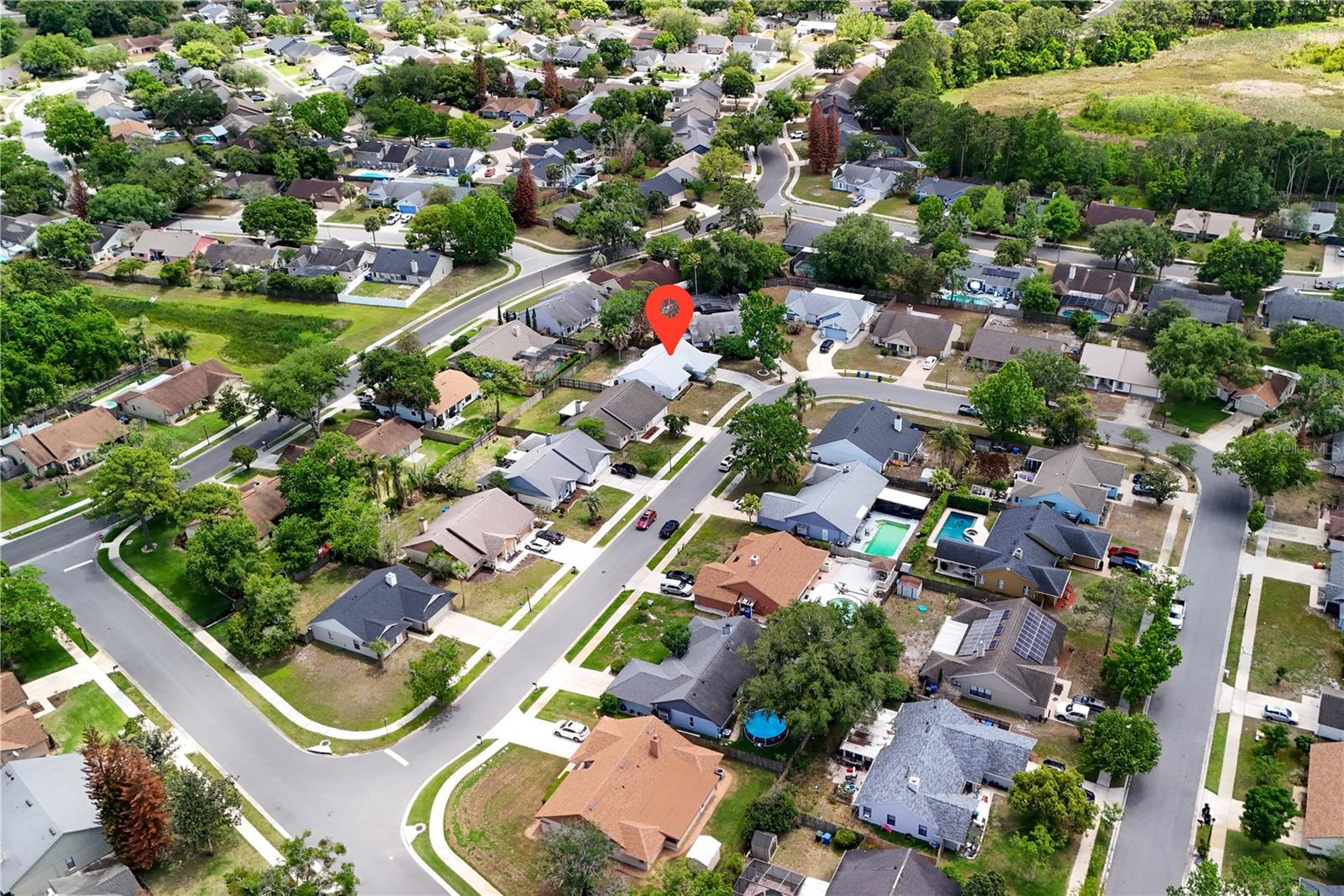Listing photo id 91 for 1049 Neely Street