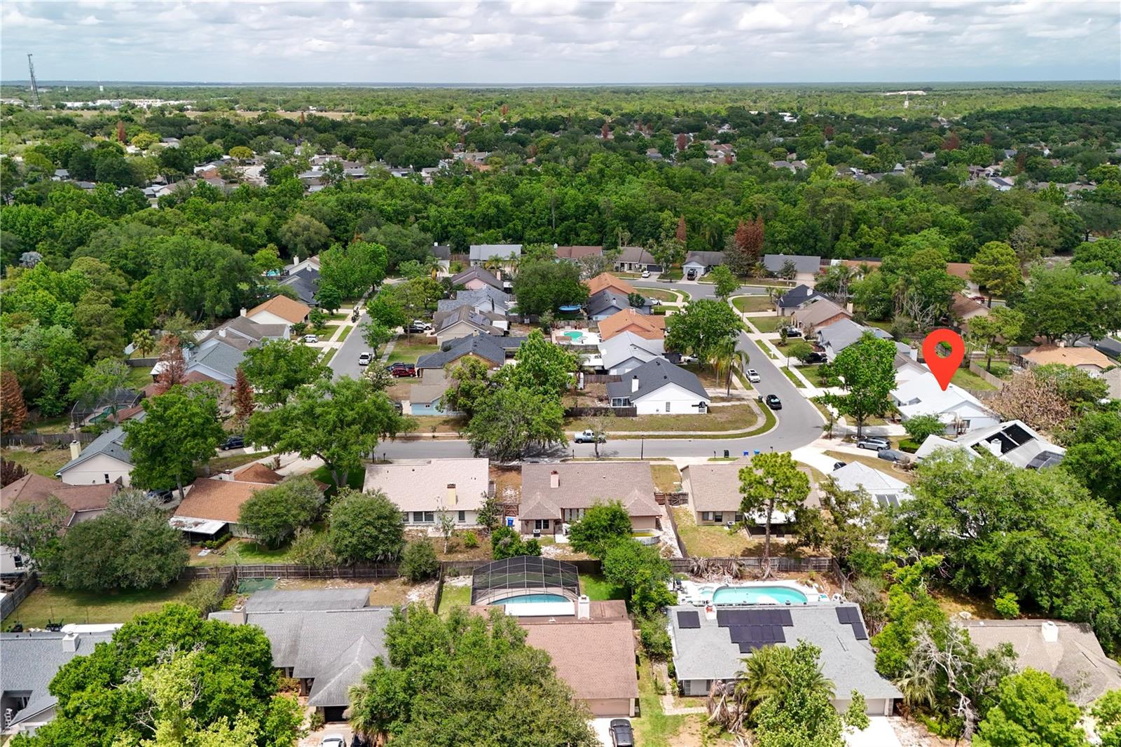 Listing photo id 95 for 1049 Neely Street