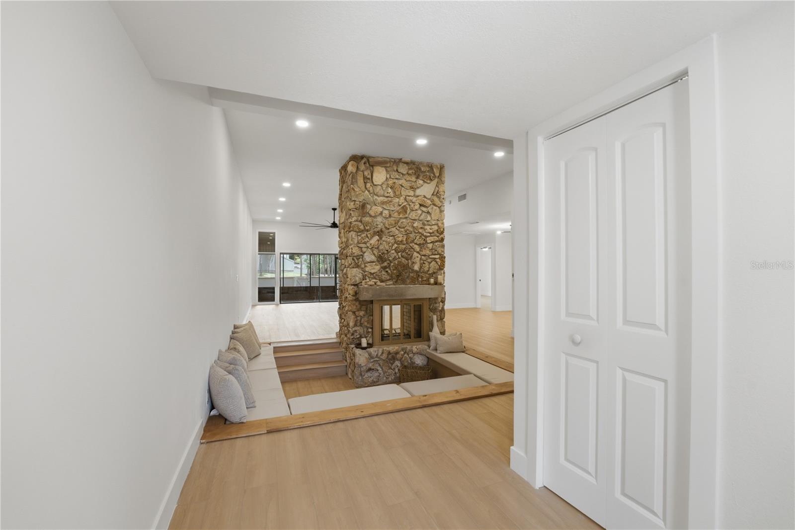 Image 3 of 38 For 129 Hidden Oak Drive