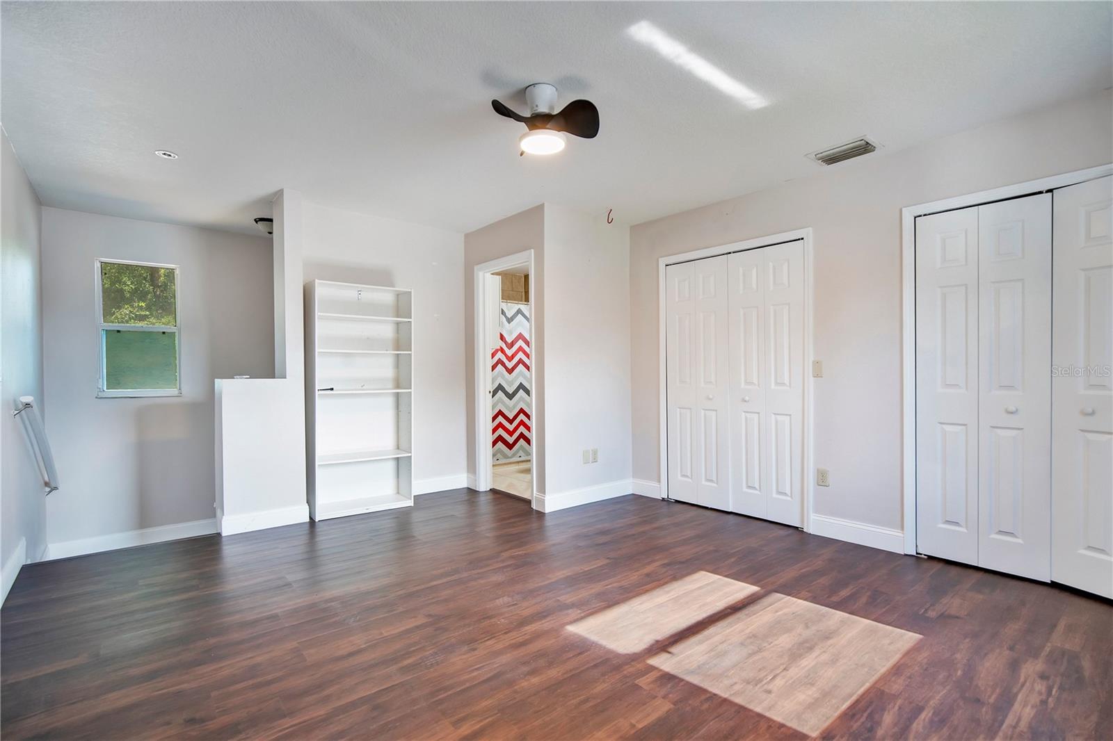 Image 16 of 33 For 2422 Sweetbriar Court