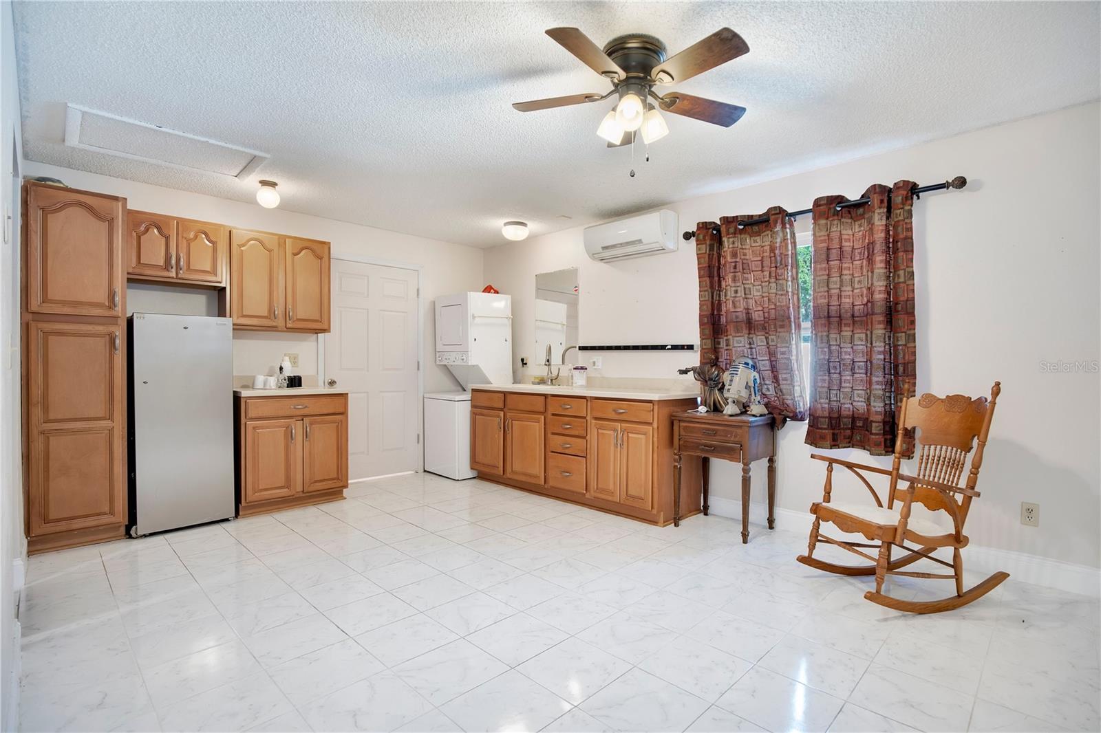 Image 20 of 33 For 2422 Sweetbriar Court