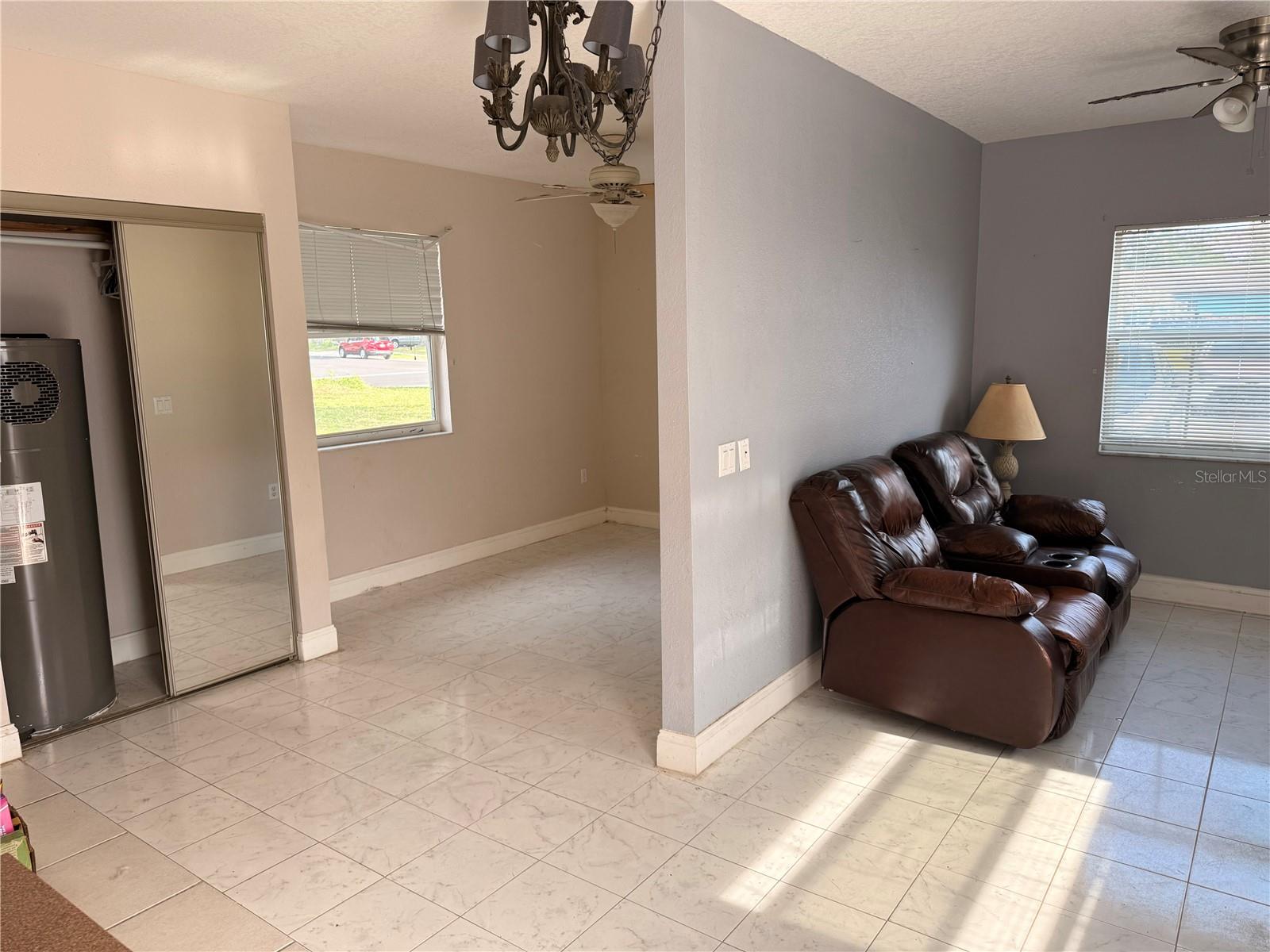 Image 22 of 33 For 2422 Sweetbriar Court