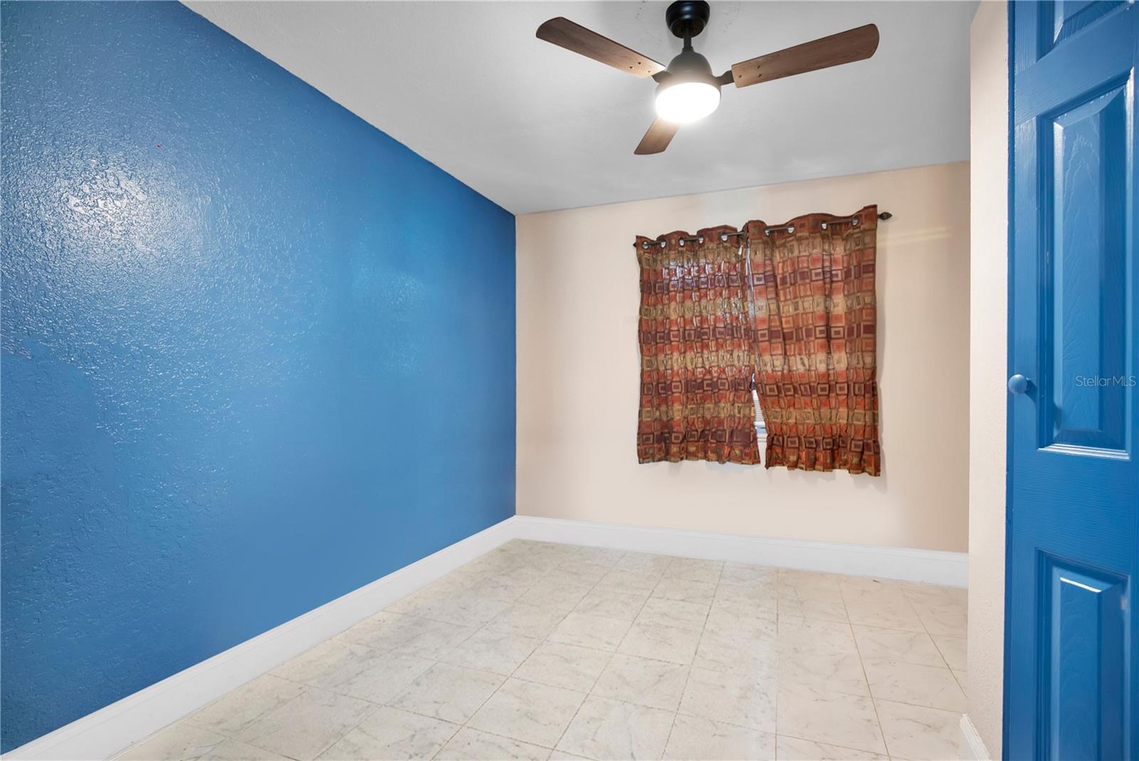 Image 24 of 33 For 2422 Sweetbriar Court