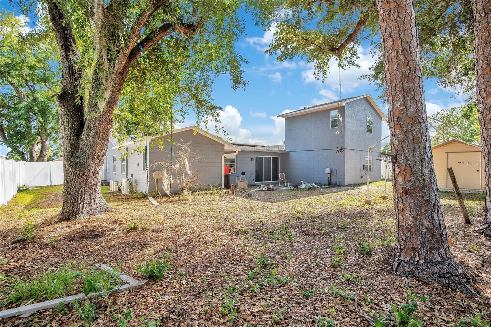 Image 26 of 33 For 2422 Sweetbriar Court