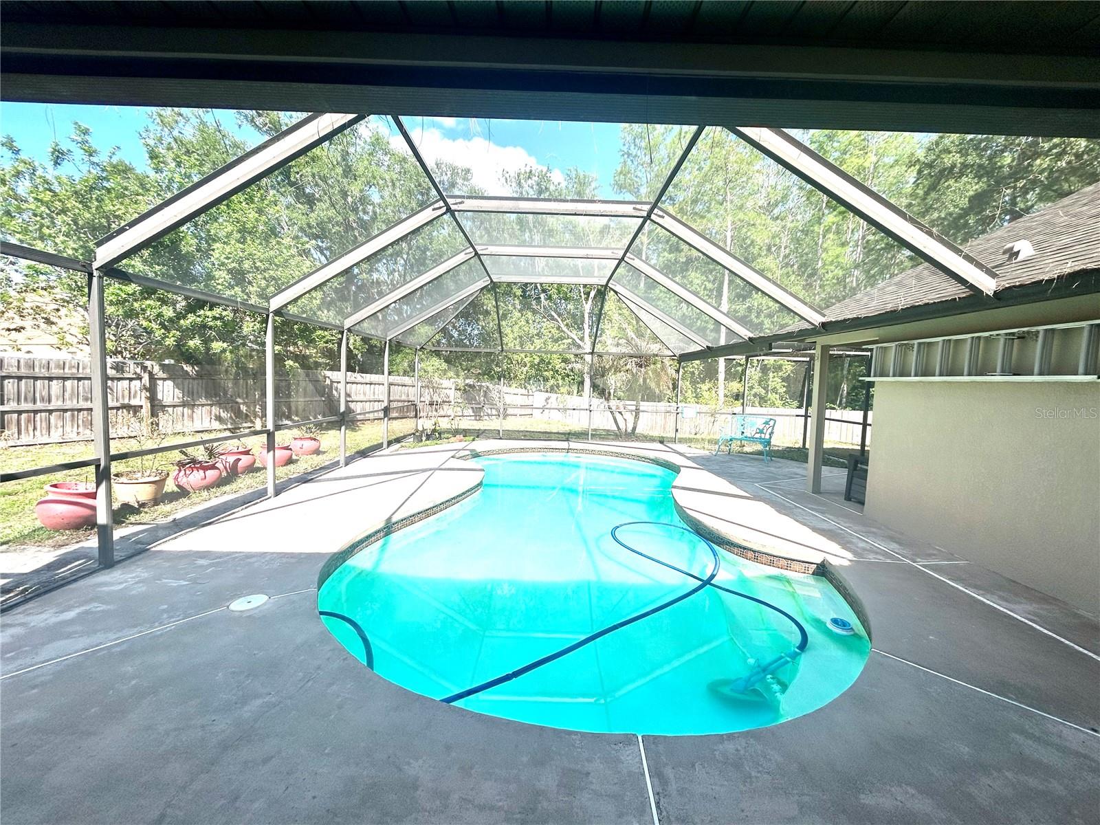 Listing photo id 20 for 1729 Buckhorn Place