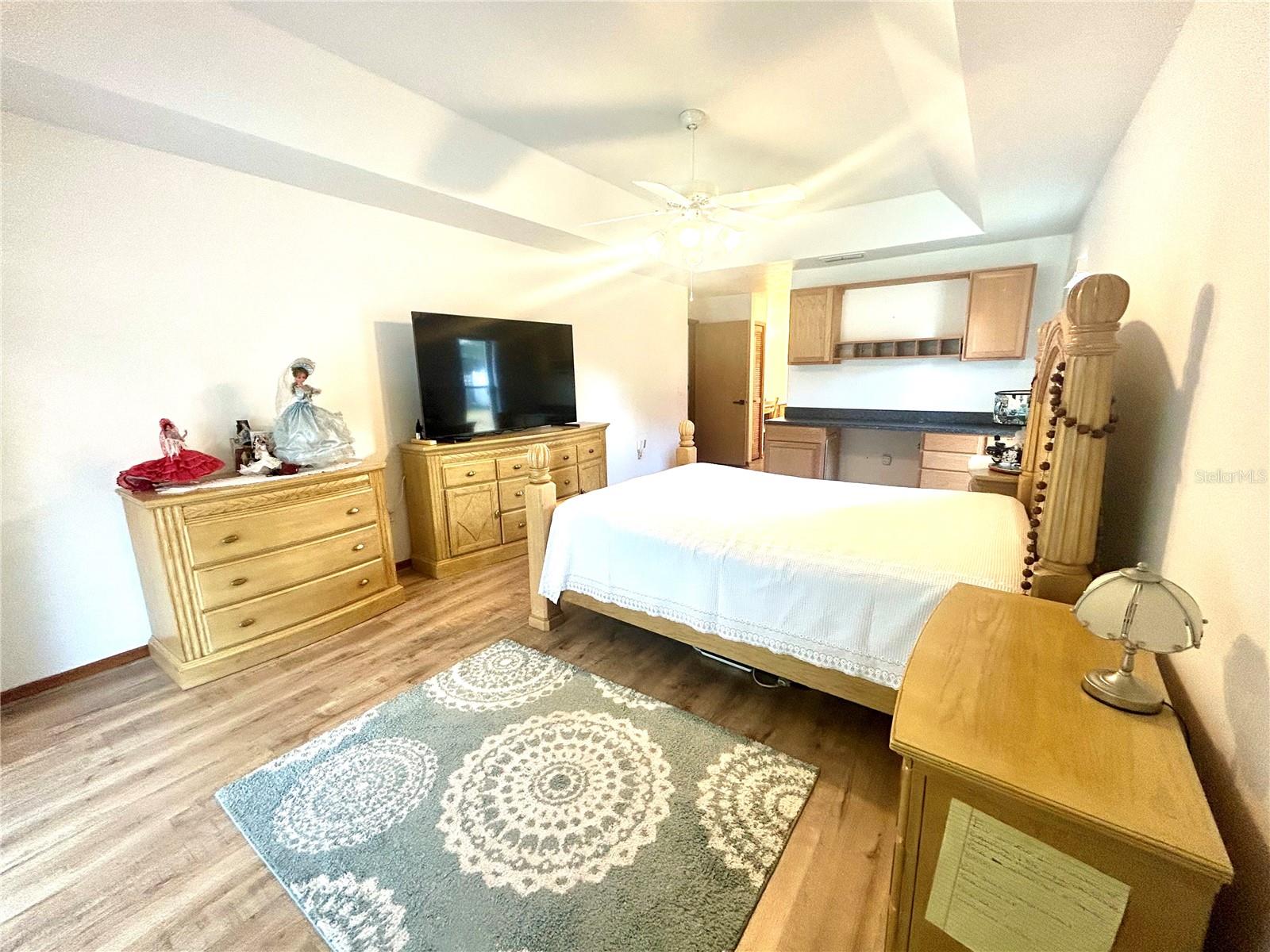 Listing photo id 35 for 1729 Buckhorn Place