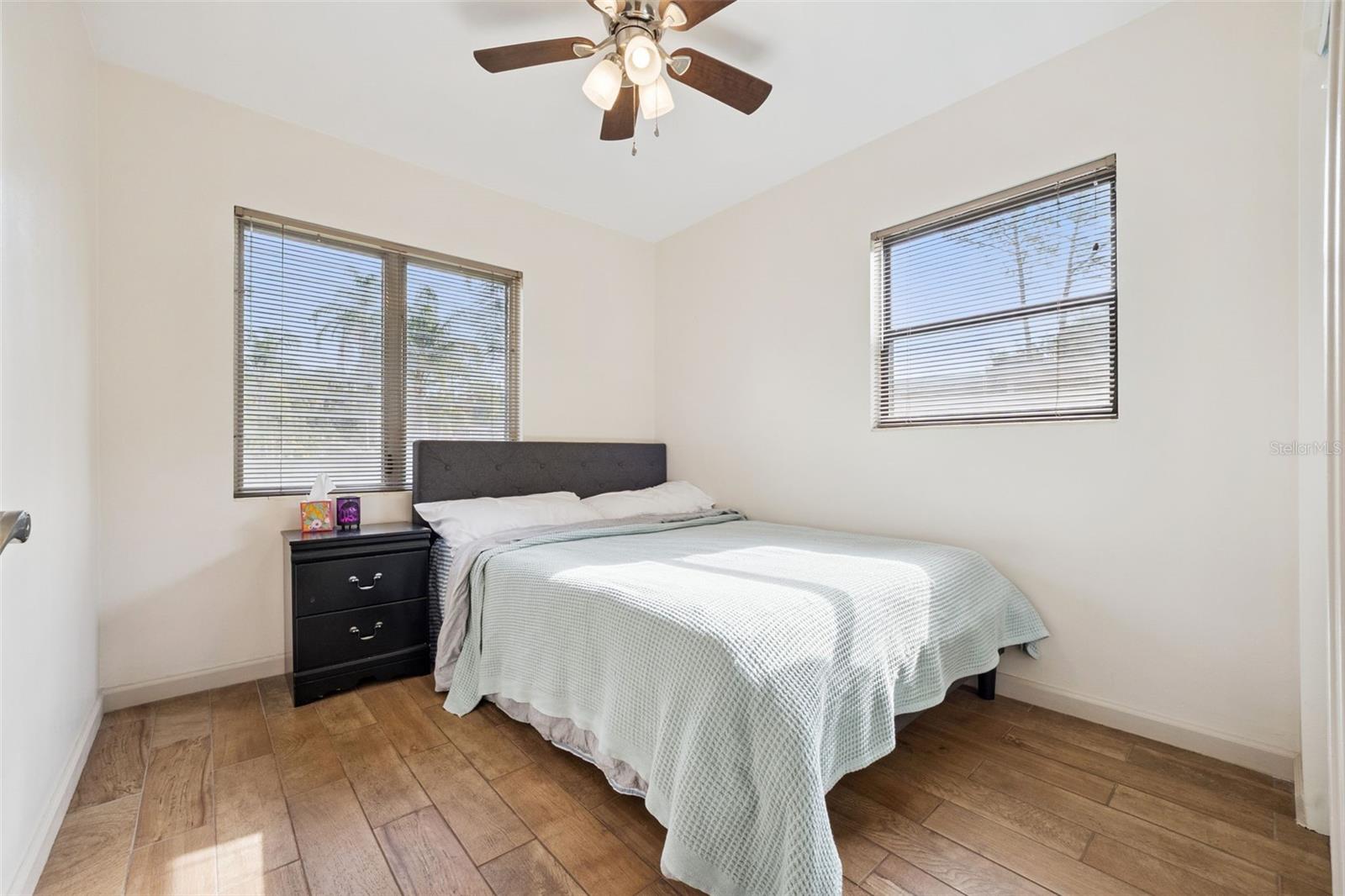 Image 34 of 49 For 219 Crystal Drive