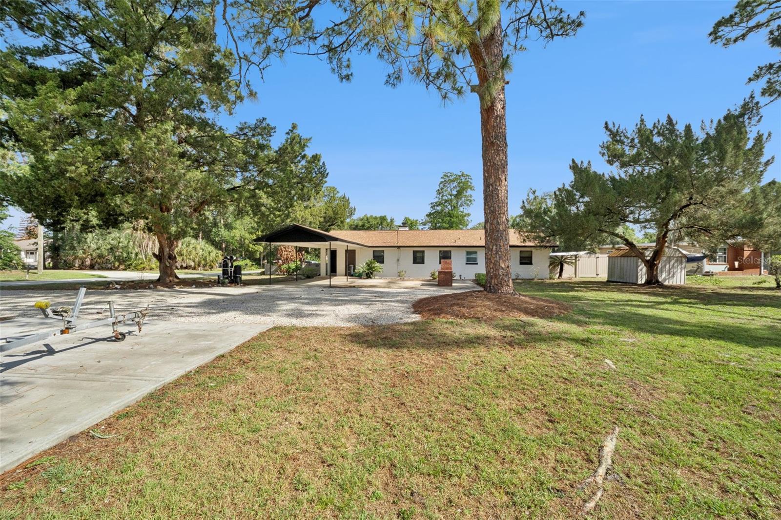 Image 39 of 49 For 219 Crystal Drive