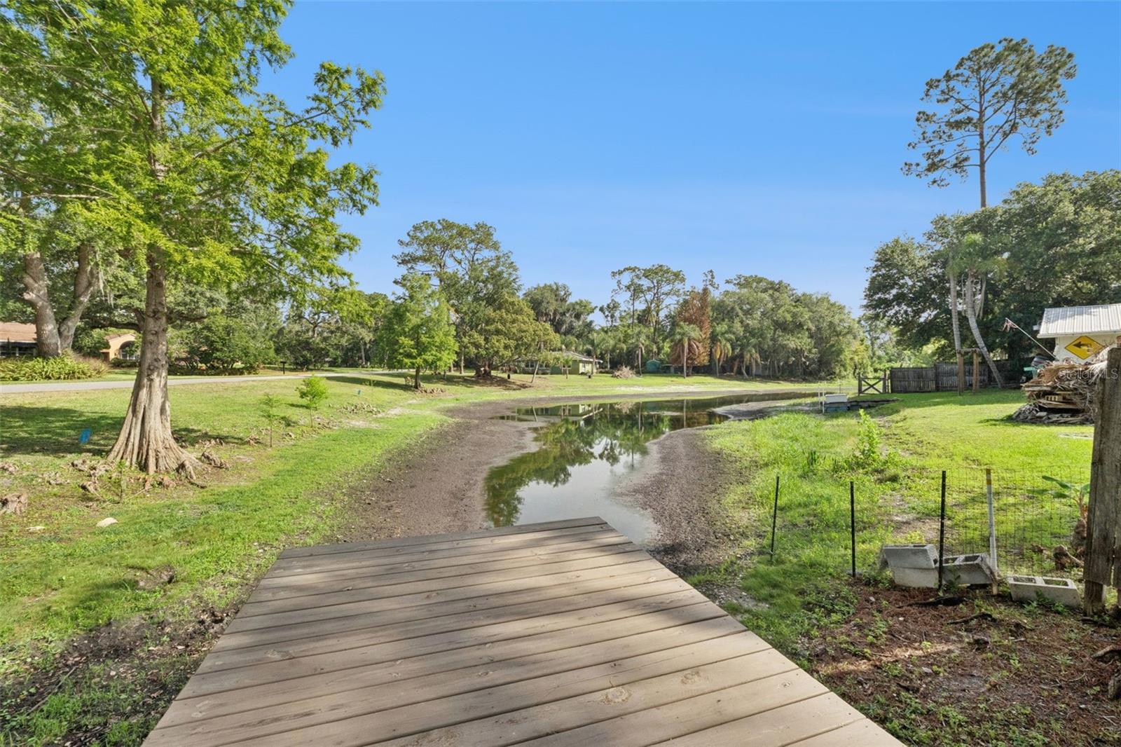 Image 4 of 49 For 219 Crystal Drive