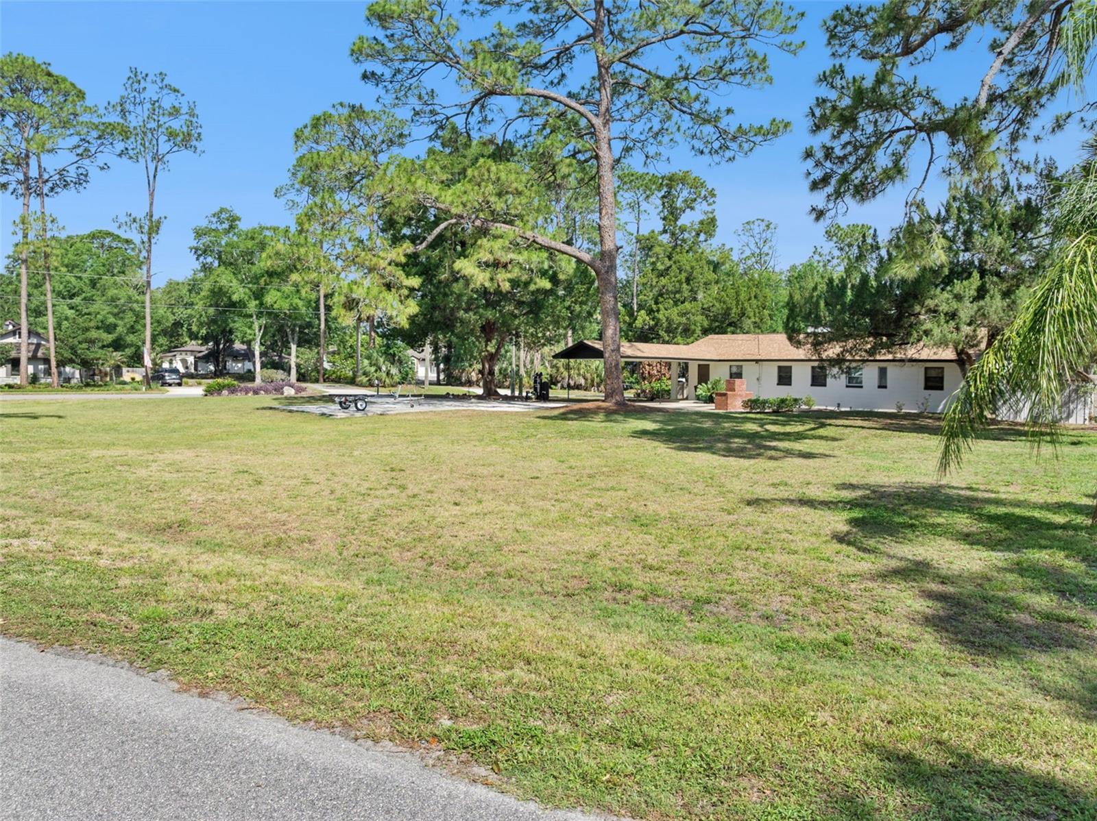 Image 41 of 49 For 219 Crystal Drive