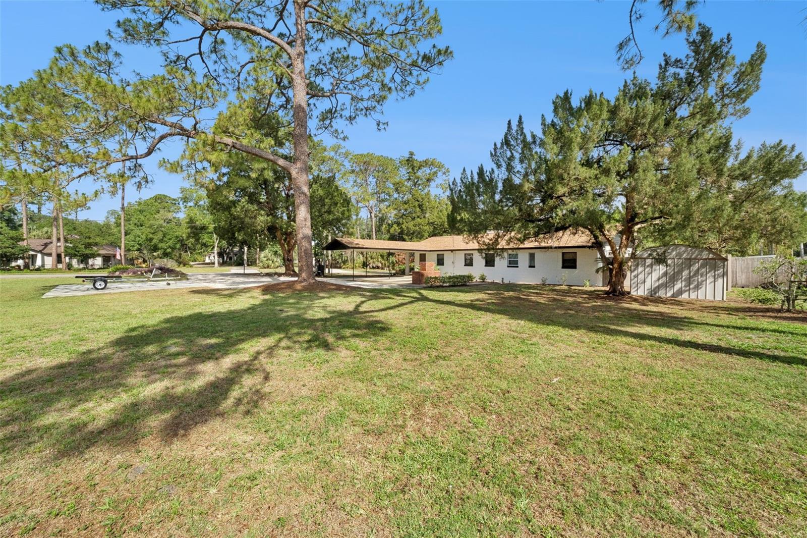 Image 42 of 49 For 219 Crystal Drive