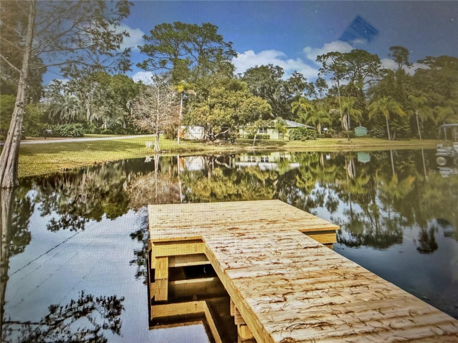 Image 6 of 49 For 219 Crystal Drive