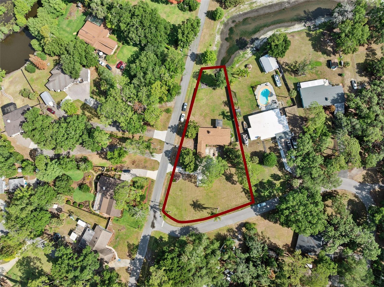 Image 7 of 49 For 219 Crystal Drive