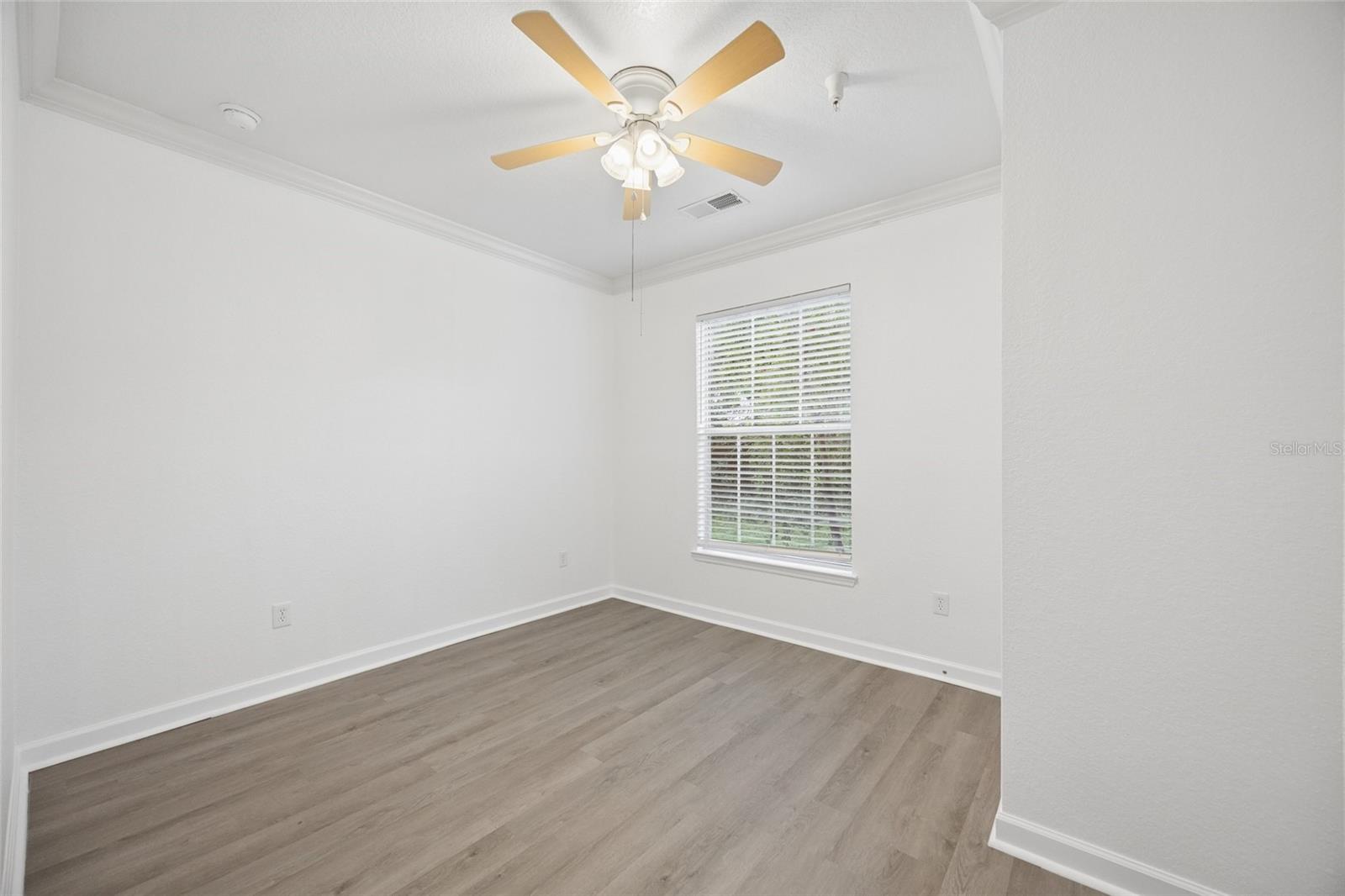 Listing photo id 9 for 8020 Tuscany Way 6108