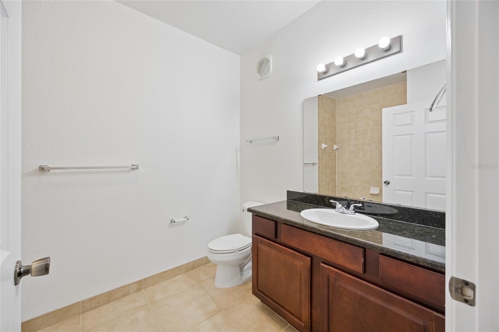 Listing photo id 10 for 8020 Tuscany Way 6108