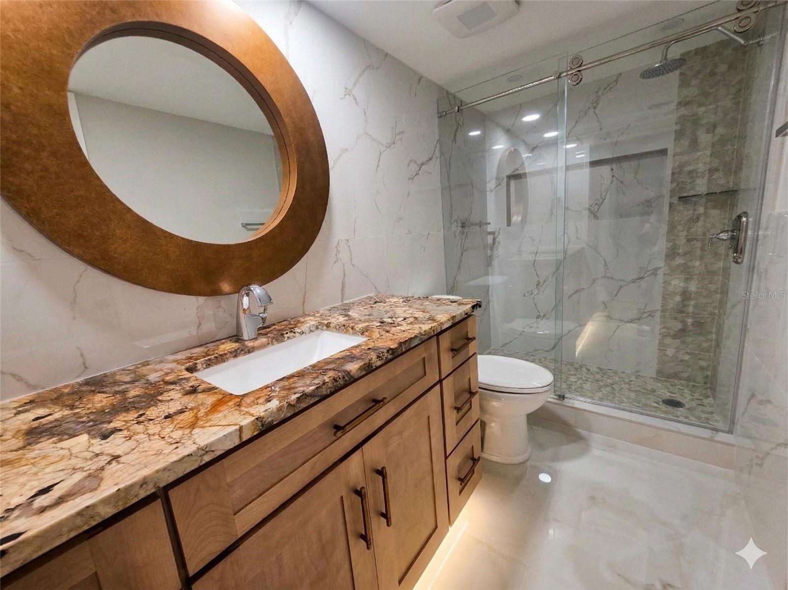 Image 16 of 22 For 7600 Bayshore Drive 901