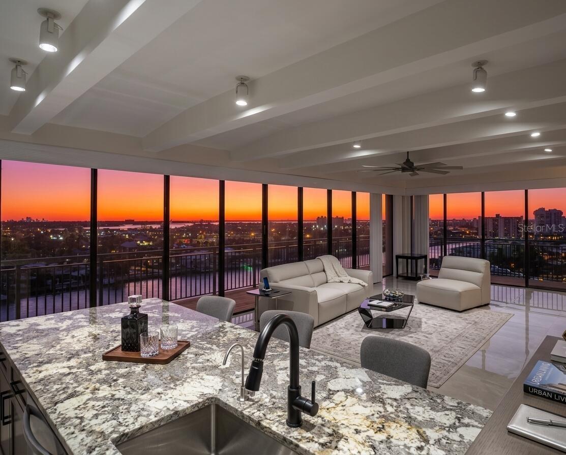 Image 4 of 22 For 7600 Bayshore Drive 901