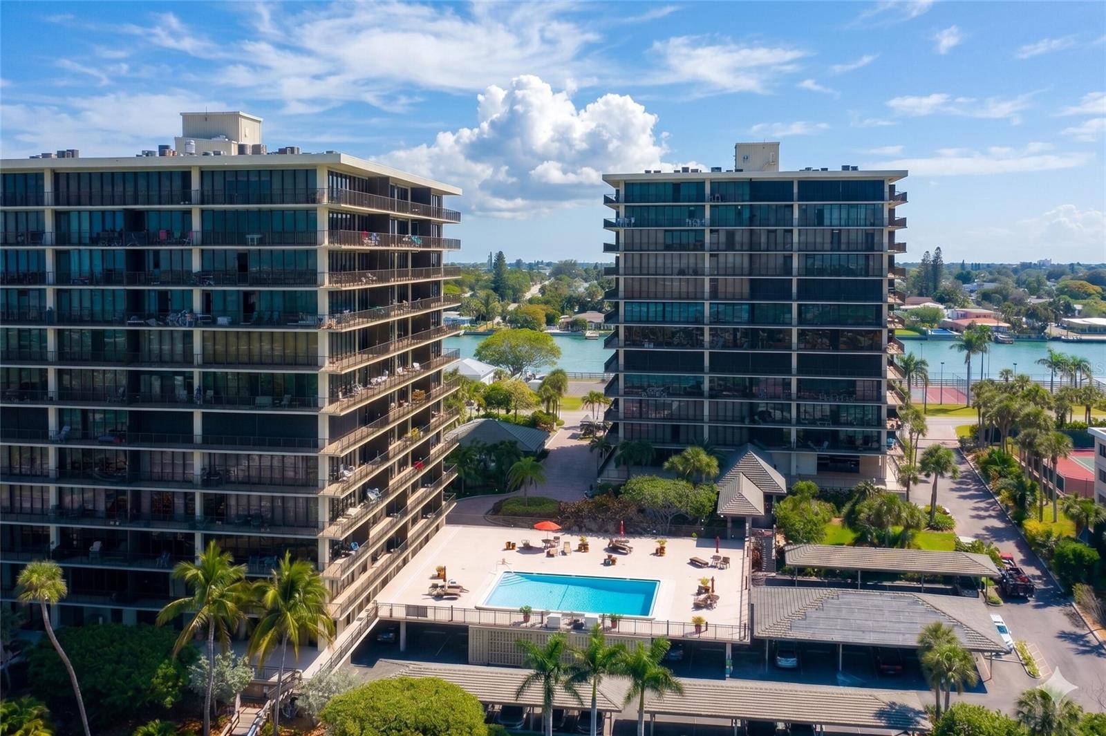 Image 6 of 22 For 7600 Bayshore Drive 901