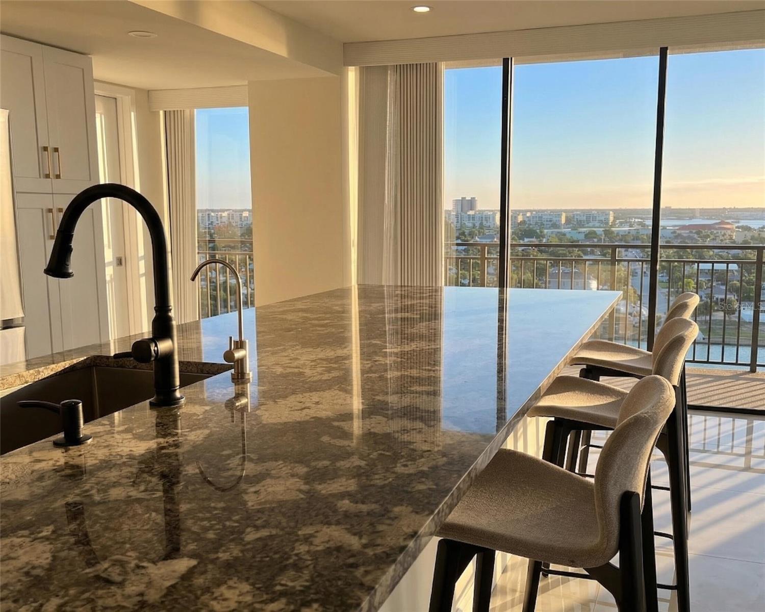 Image 8 of 22 For 7600 Bayshore Drive 901