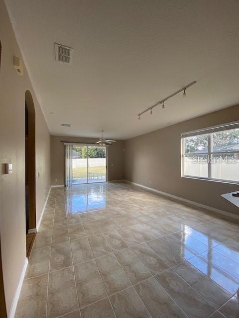 Image 10 of 22 For 4905 Alavista Drive