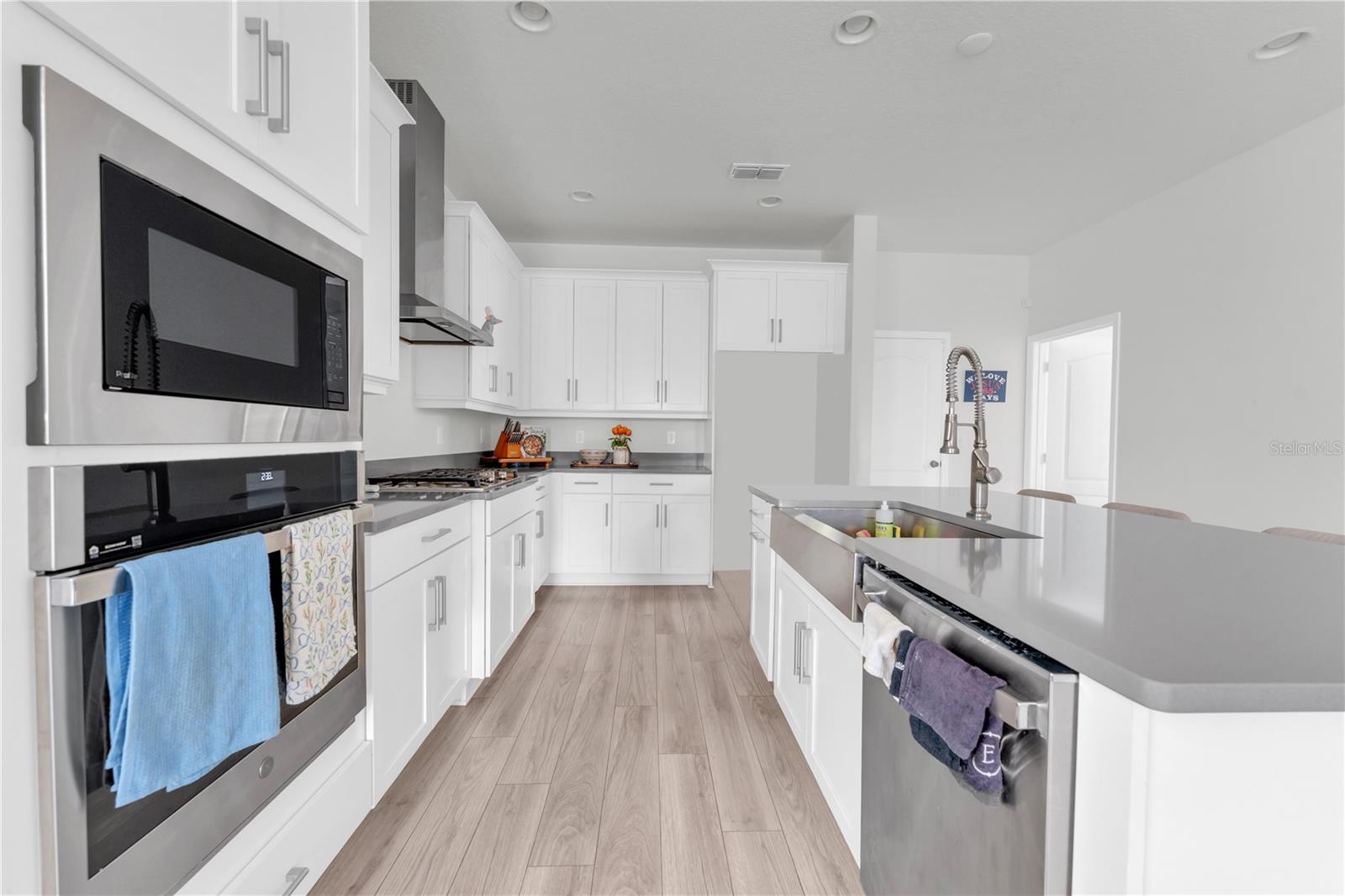 Image 13 of 44 For 12790 Brodlove Lane